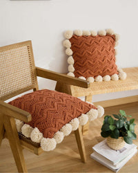 Coussin Pilou Pilou Pompons